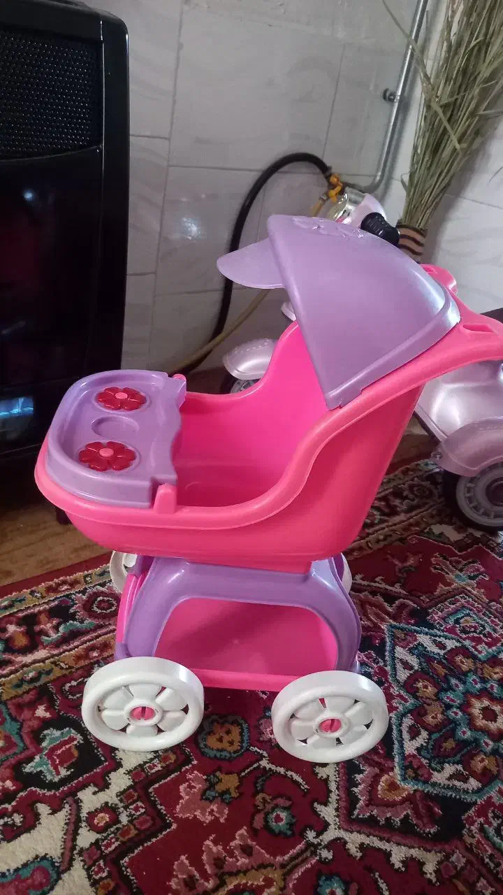 اسباب بازی|اسباب‌بازی بچه|بانه, |دیوار