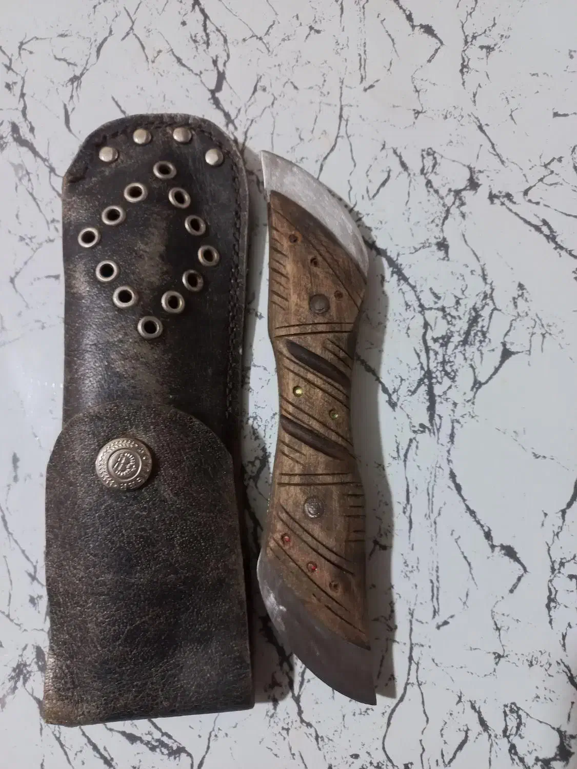 کارد پوست کن غلاف چرم|کلکسیون و سرگرمی|اقبالیه, |دیوار