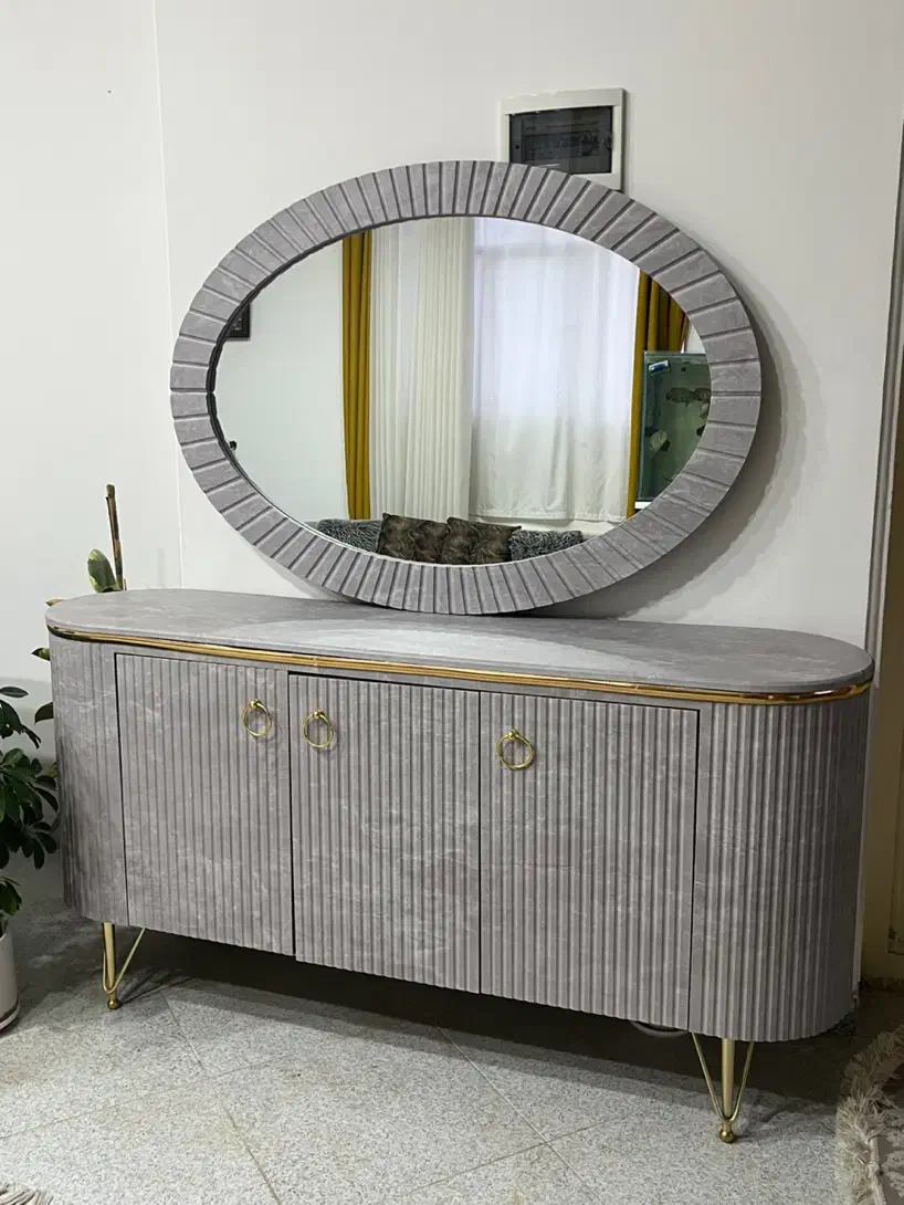 آینه کنسول و میز تلویزیون|بوفه، ویترین، کنسول|کرمان, |دیوار