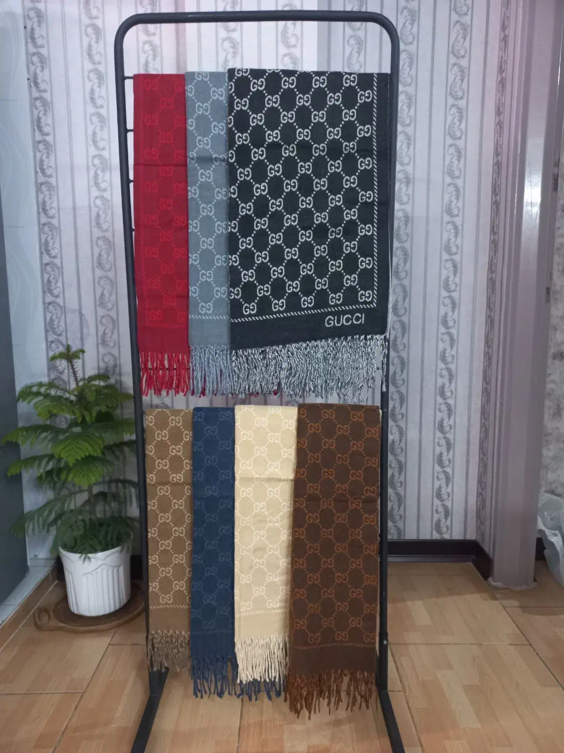 شال  و هد بند روسی|لباس|پاکدشت, پاکدشت (مامازند)|دیوار