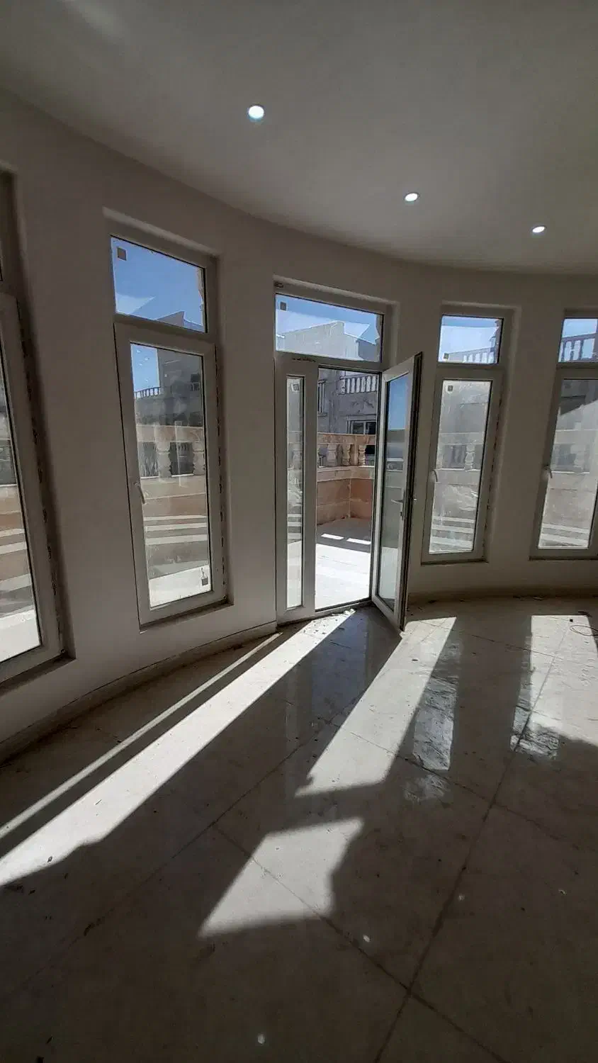 پنت ۲۵۰ متری/۳خواب /لاکچری/استخر و جکوزی|اجارهٔ آپارتمان|دورود, |دیوار