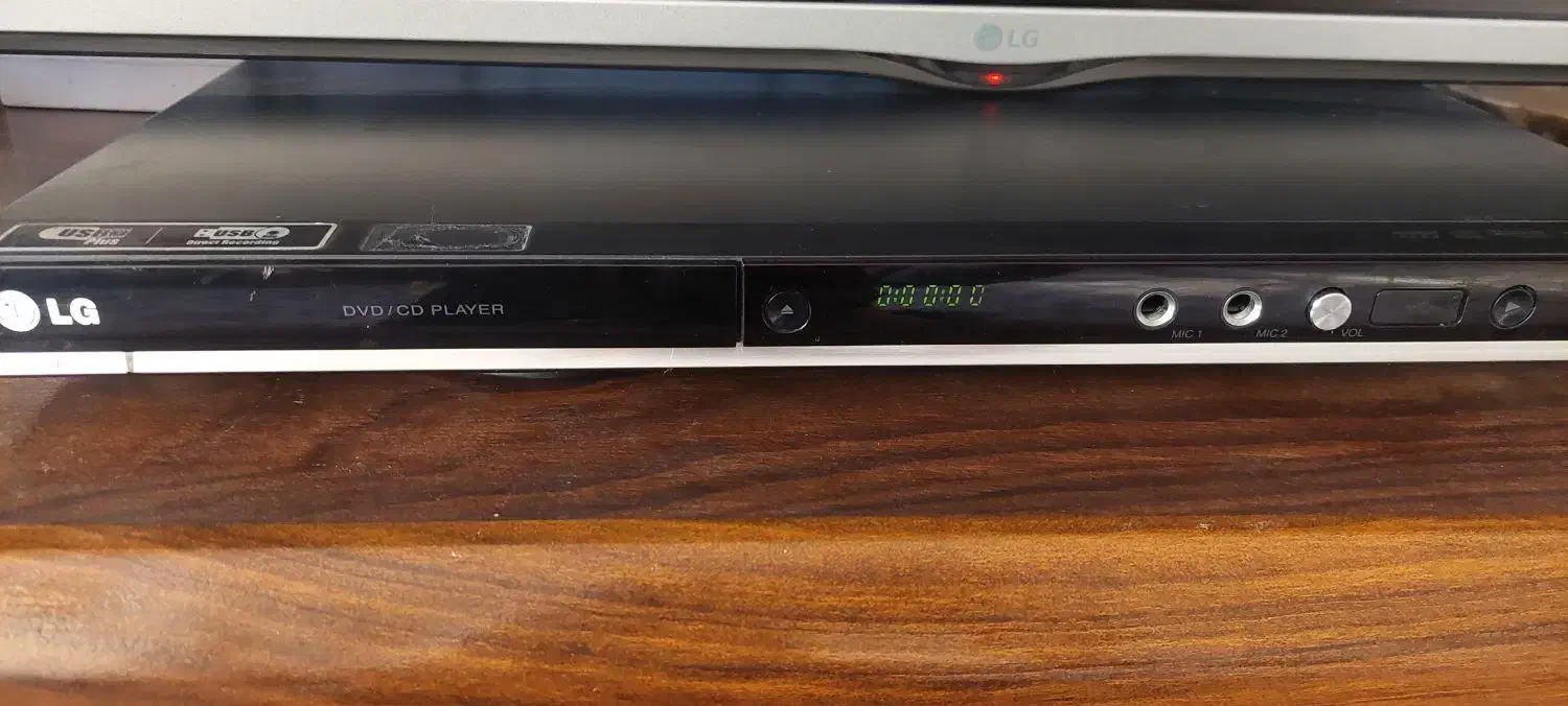 دی وی دی|پخش‌کننده DVD و ویدیو|همدان, |دیوار