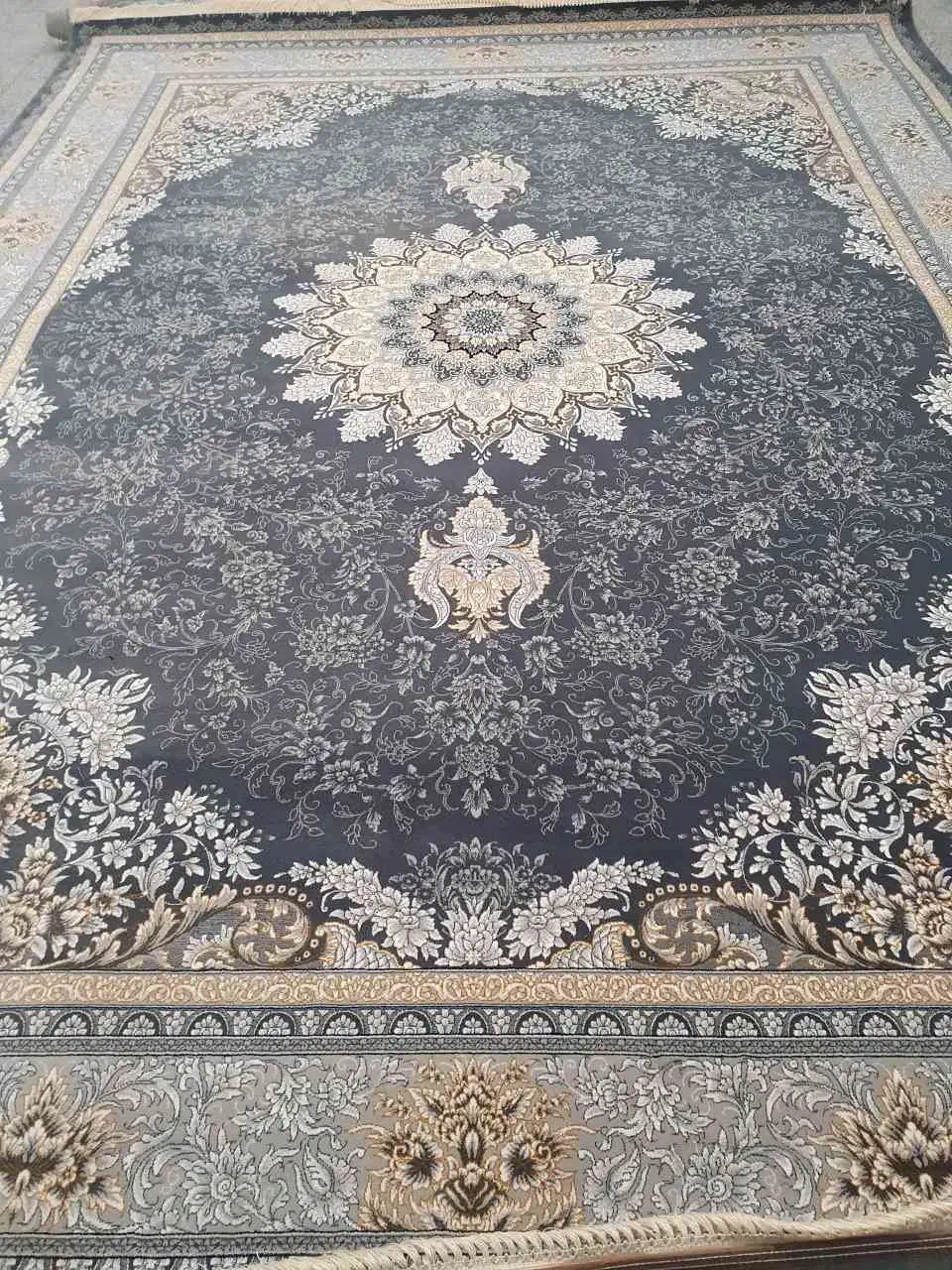 فرش ۱۲ متری/۷۰۰شانه/تمام نخ/ارسال کهکیلویه|فرش|یاسوج, |دیوار