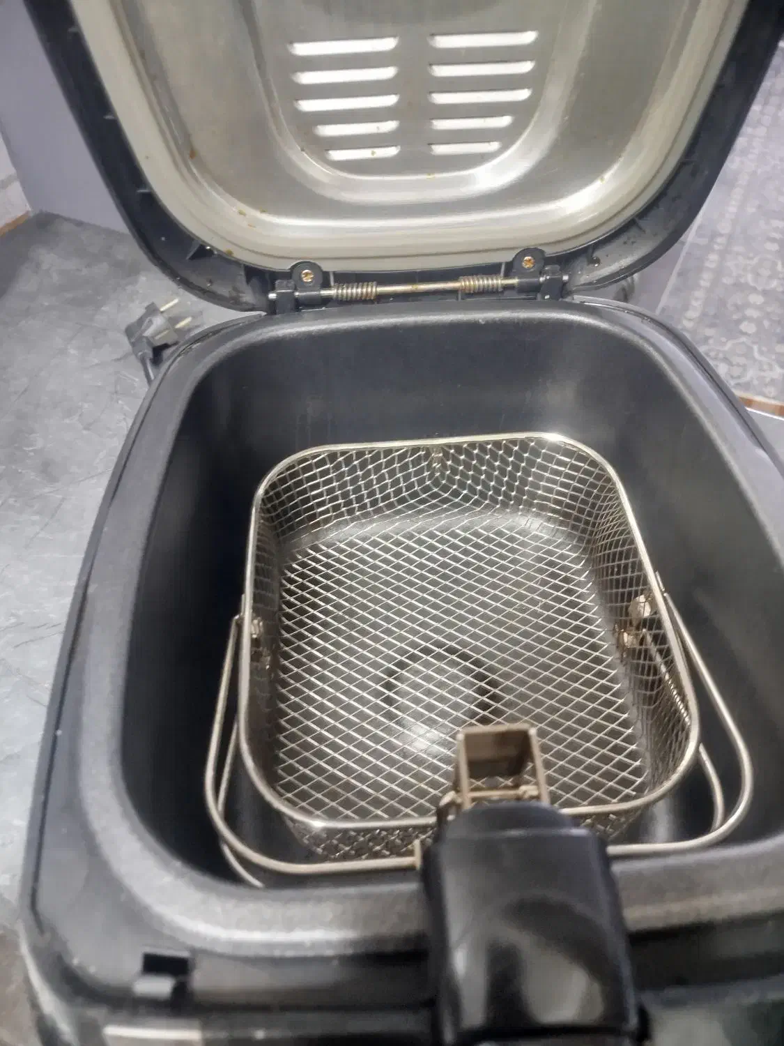 سرخکن|سایر لوازم برقی|قم, باغ کرباسی|دیوار