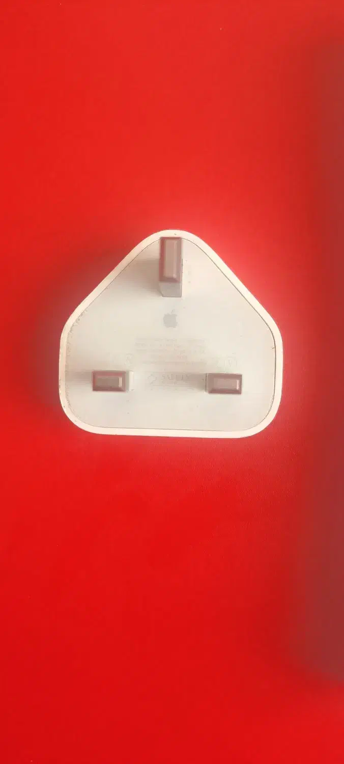 ایفون se 2020 128 گیگ|موبایل|همدان, |دیوار