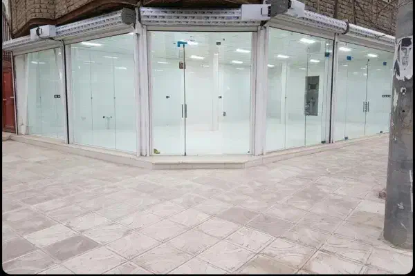 اجاره مغازه ۹۰ متری|اجارهٔ مغازه و غرفه|کامیاران, |دیوار