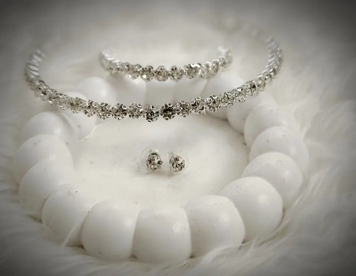 سرویس طوقی فول نگین|بدلیجات|قم, بنیاد|دیوار