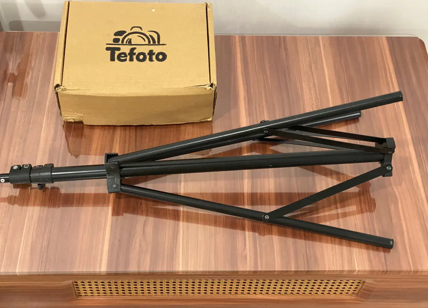 نور افکن یا نور استدیویی|دوربین عکاسی و فیلمبرداری|سقز, |دیوار