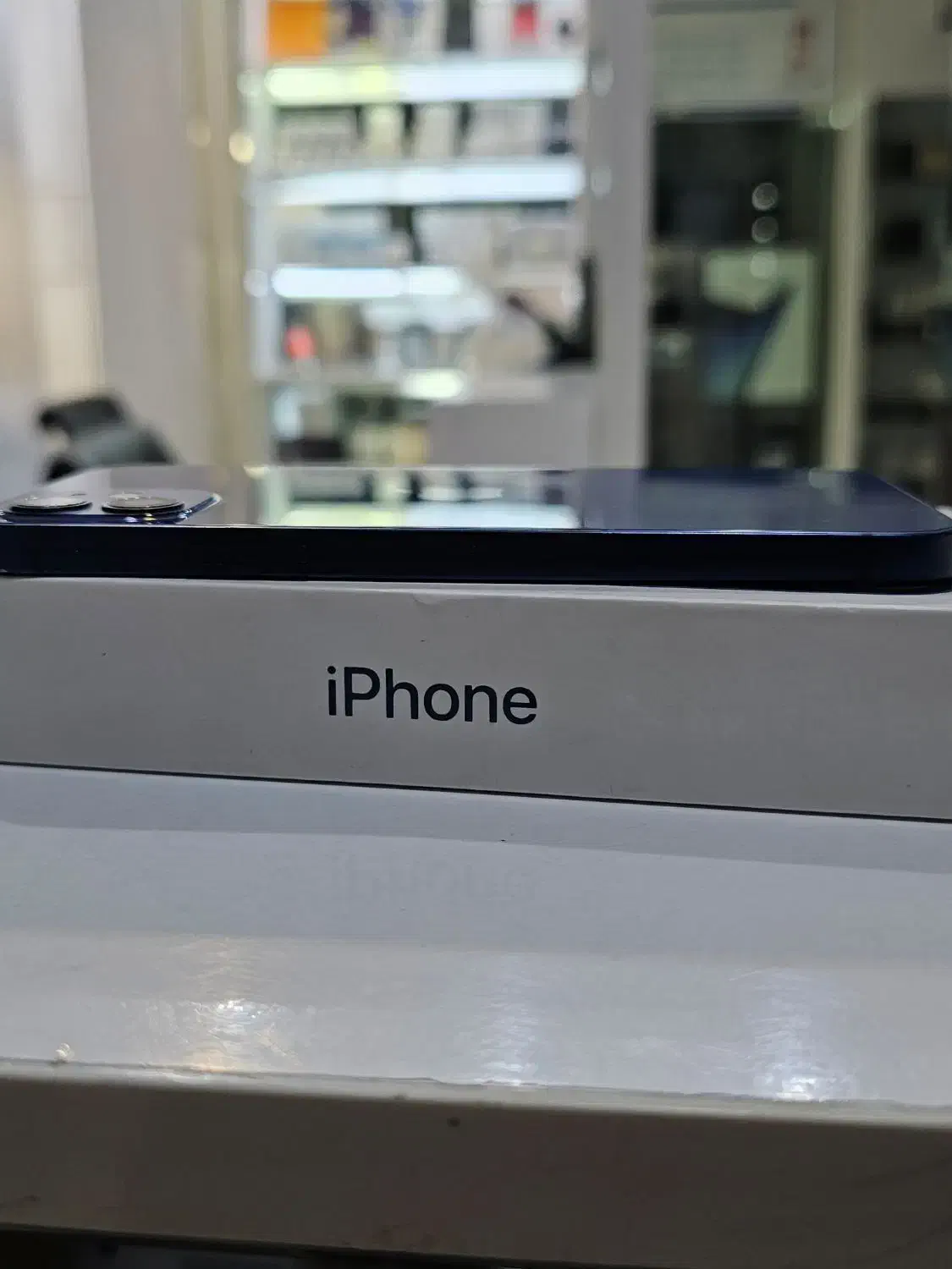 iphone 12 normal 64 گیگابایت|موبایل|تهران, فلسطین (میدان انقلاب)|دیوار