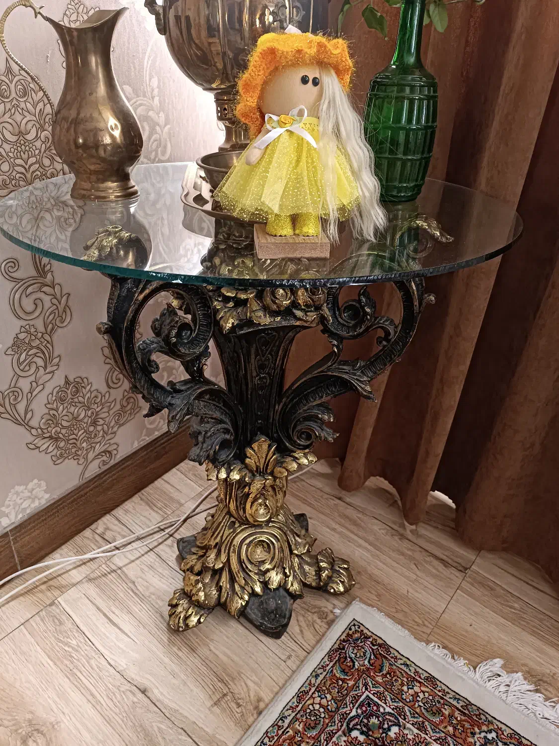 میز|میز و صندلی غذاخوری|سمنان, |دیوار