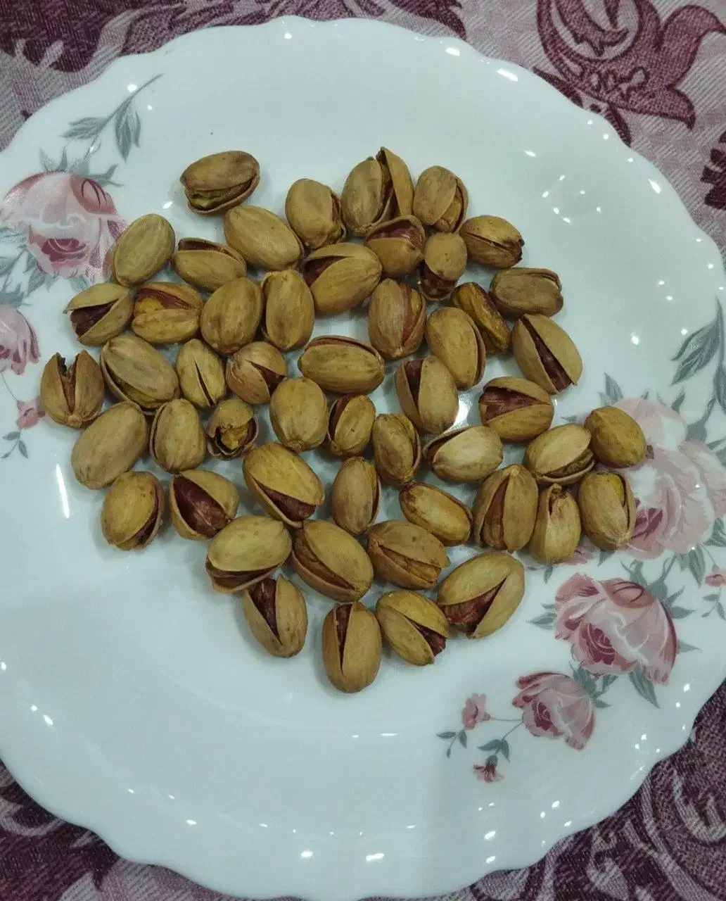 پسته|خوردنی و آشامیدنی|کرج, برغان|دیوار