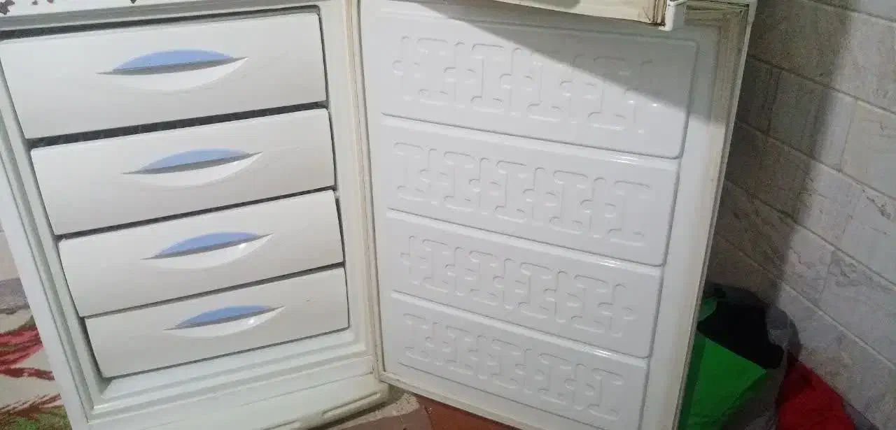 یخچال و فریزر دو دره تمیز در حد نو|یخچال و فریزر|قم, علی آباد سعدگان|دیوار