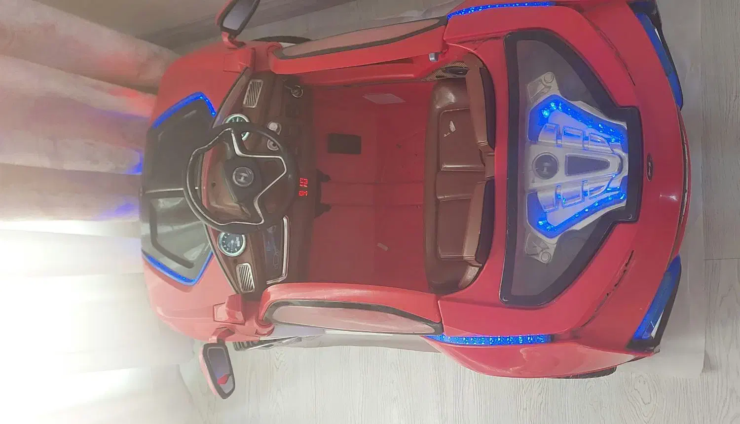 ماشین شارژی|اسباب‌بازی بچه|پرند, فاز ۲|دیوار