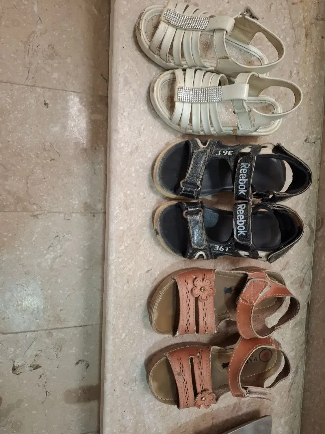 کفش|کفش و لباس بچه|نیشابور, شهرک ولیعصر|دیوار