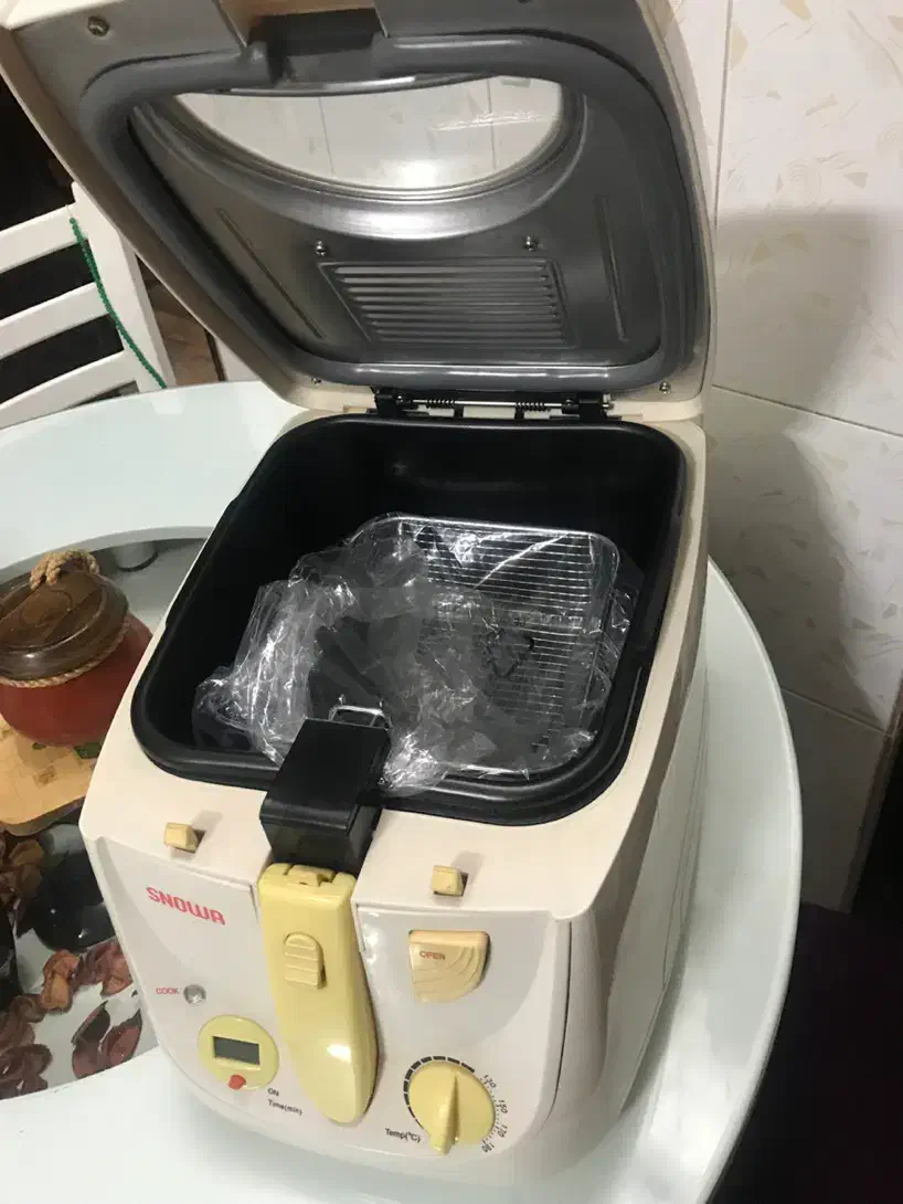 سرخ کن برقی|سایر لوازم برقی|کازرون, |دیوار