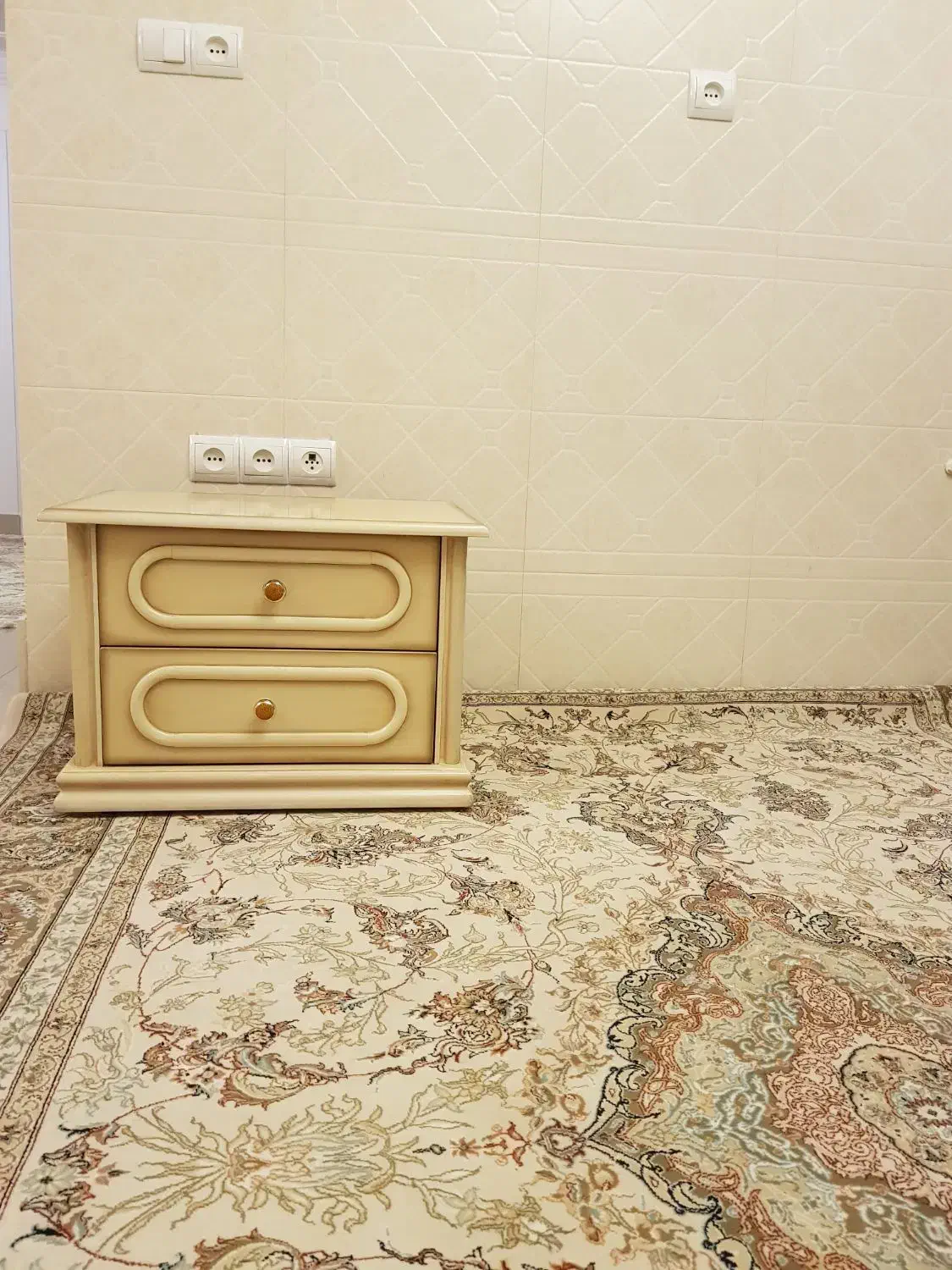 دراور|جاکفشی، کمد، دراور|کاشان, امیرکبیر|دیوار