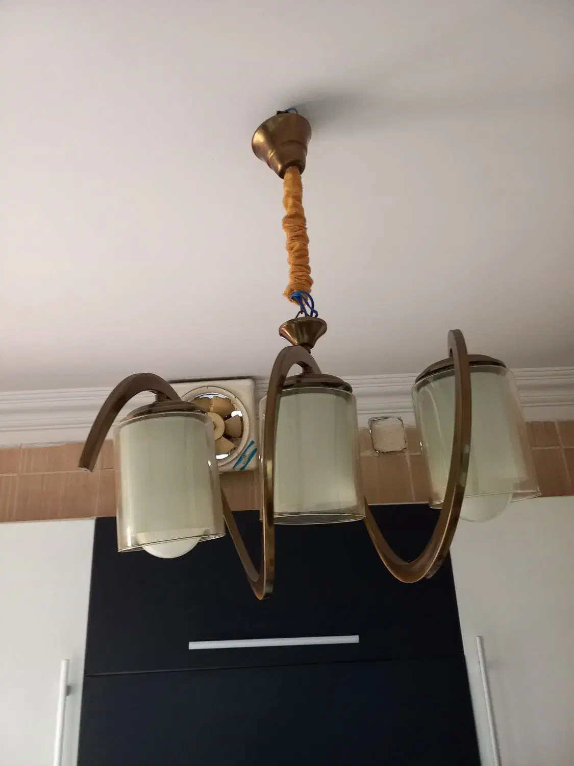 لوستر آشپزخانه|لوستر و چراغ آویز|گرگان, |دیوار