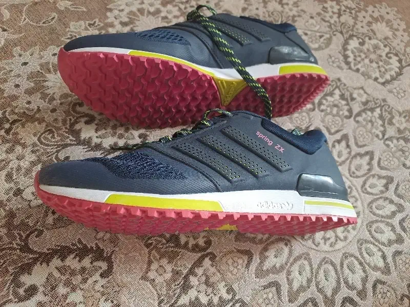 کتونی آدیداس سرمه ای خوشگل|کیف، کفش، کمربند|تهران, شهرک طالقانی|دیوار