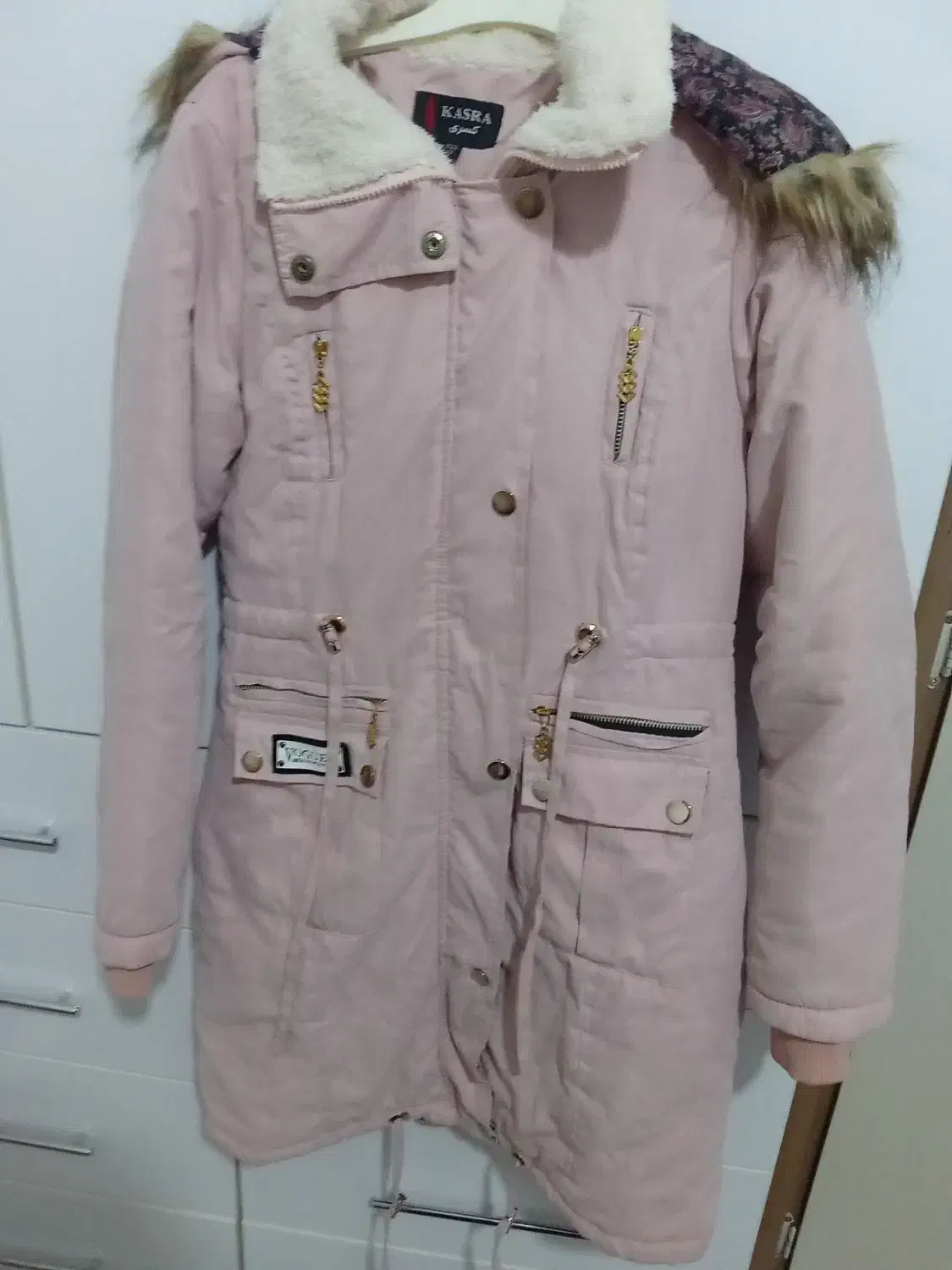 پالتو|لباس|سقز, |دیوار