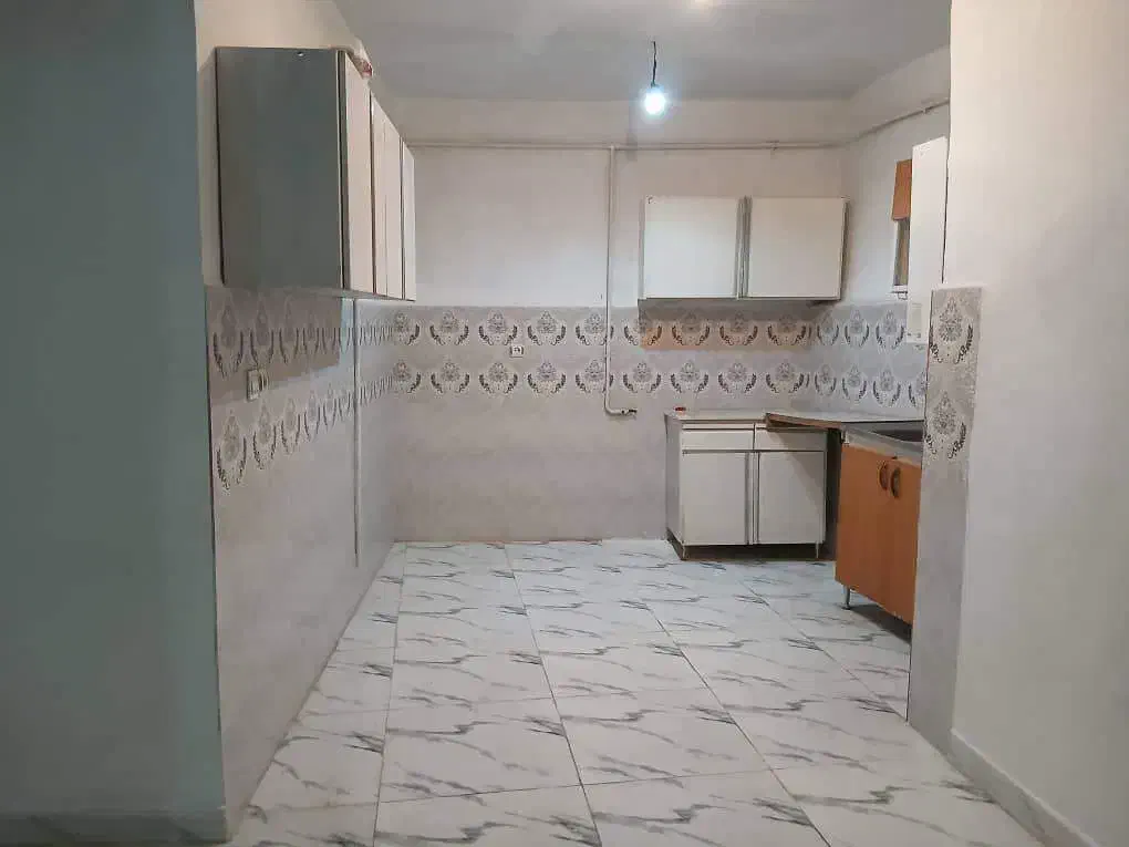 اجاره خانه ویلائی 100متری|اجارهٔ خانه و ویلا|رشت, یخسازی|دیوار