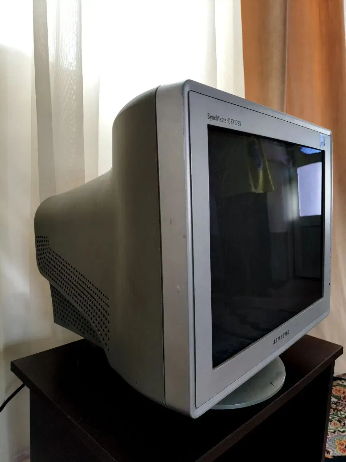 مانیتورCRT|قطعات و لوازم جانبی رایانه|الشتر, |دیوار