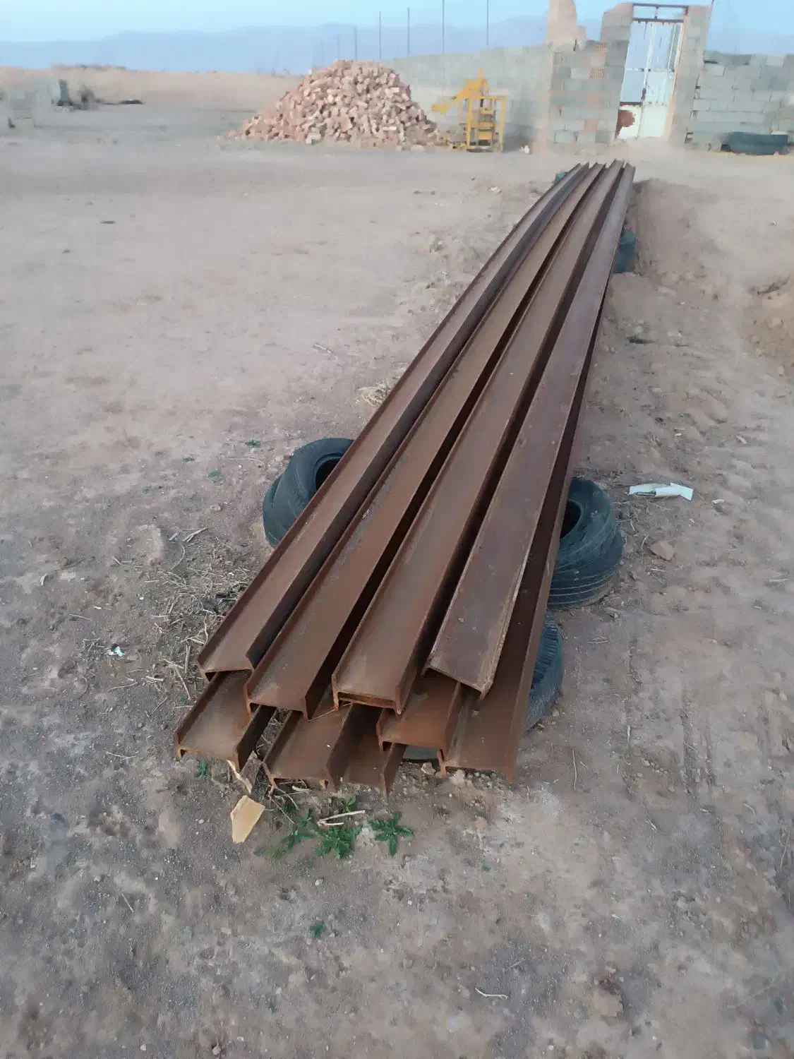 تیرآهن 14|قطعات یدکی و لوازم جانبی|سده (خراسان جنوبی), |دیوار