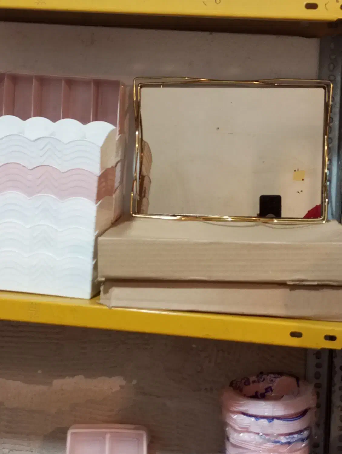 پلاسکو|ظروف نگهدارنده، پلاستیکی، یکبارمصرف|رشت, یخسازی|دیوار