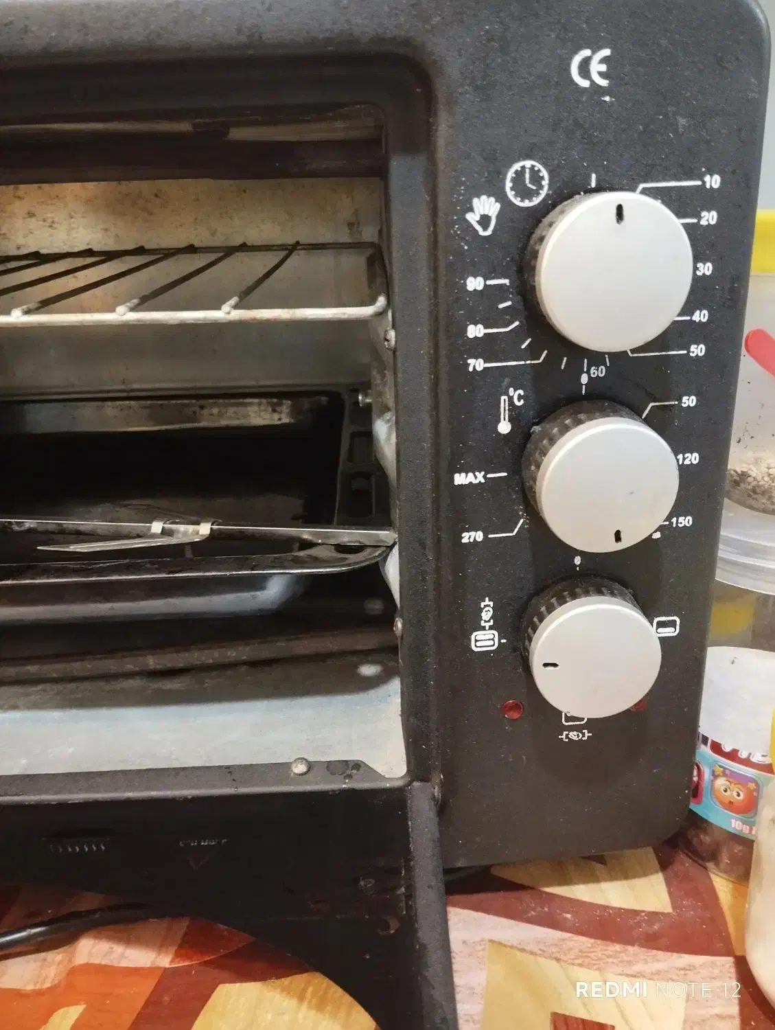 توستر  تمیز سالم سالم در حد 3-4باراستفاده کردم|اجاق گاز و لوازم برقی پخت‌وپز|گتوند, |دیوار