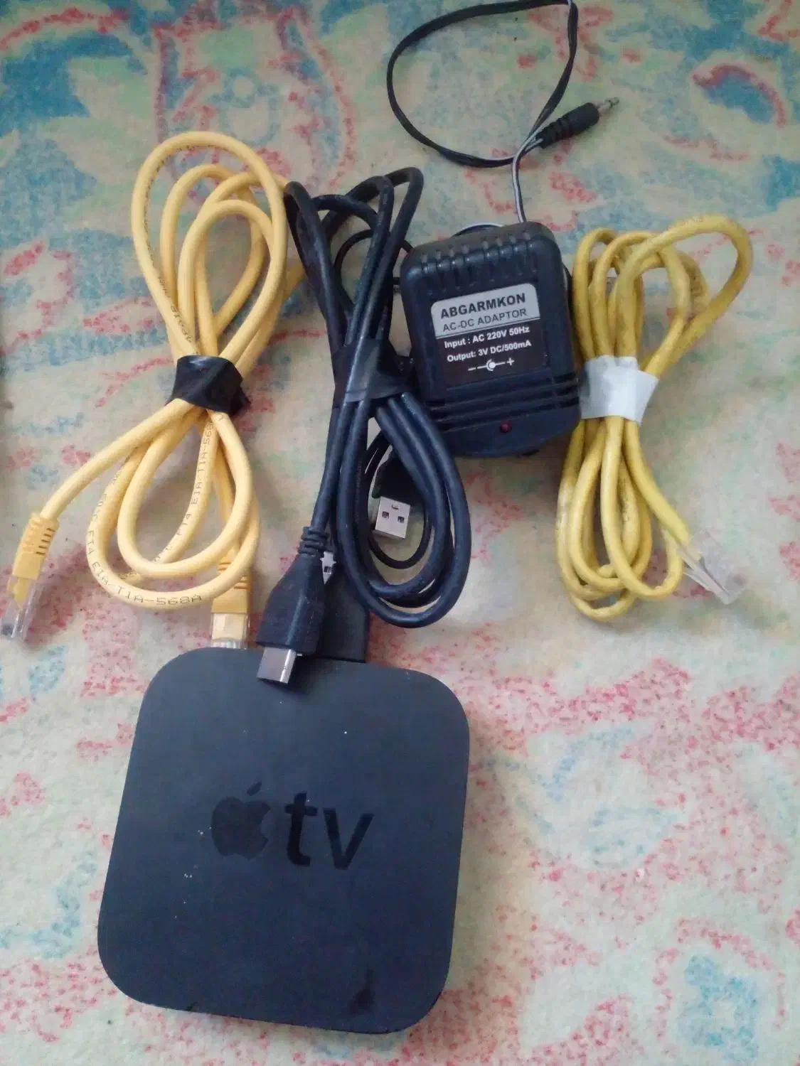 تعدادی کابل|قطعات و لوازم جانبی رایانه|تاتار علیا, |دیوار