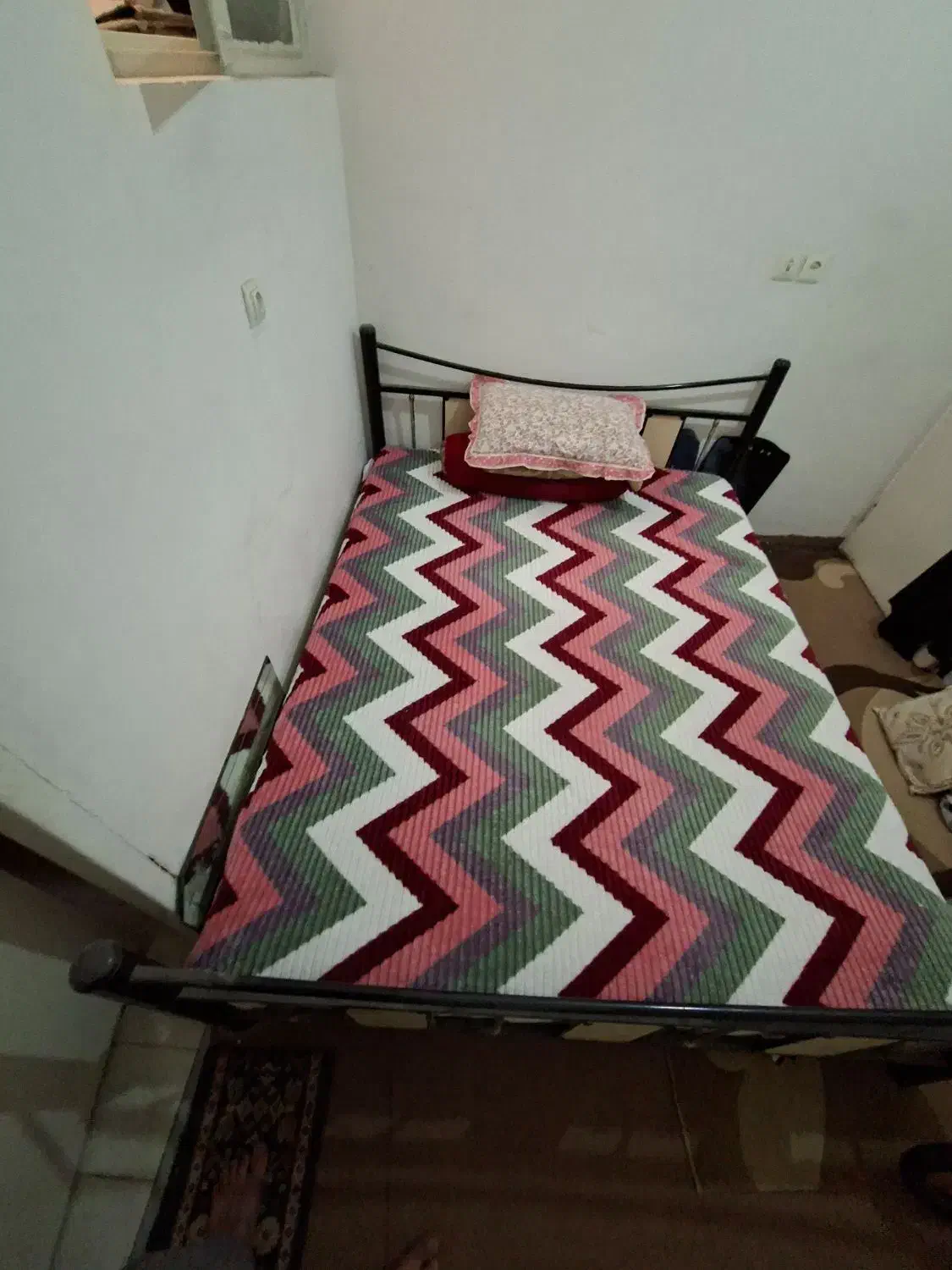 تخت فر فوژه دونفره فلزی|تخت و سرویس خواب|شهریار, اصیل آباد|دیوار