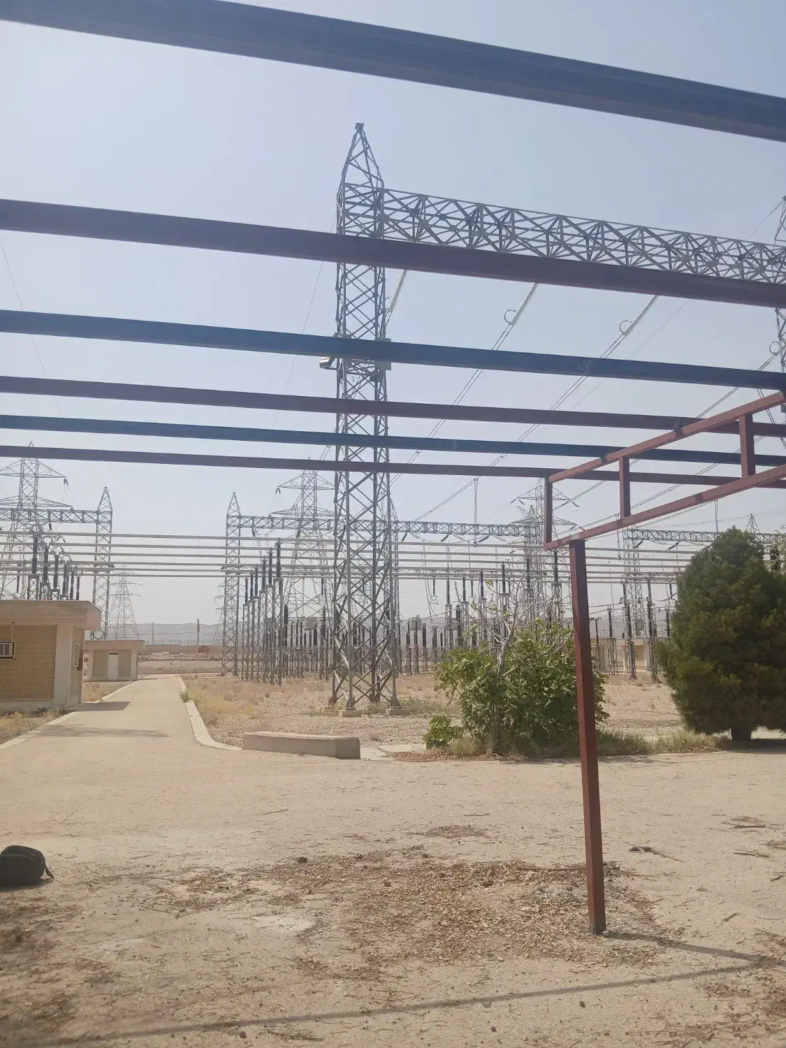 تاسیسات یخچال اسپلیت‌کار جوشکار لوله‌کش برقکار|خدمات پیشه و مهارت|فسا, |دیوار