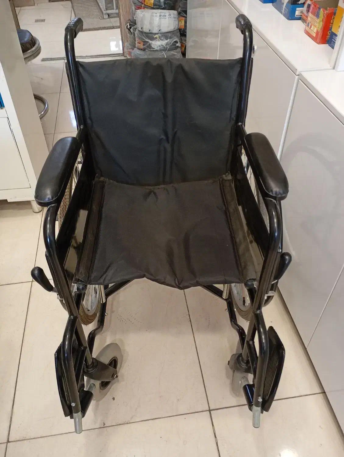 ویلچر ایران بهکار مدل۷۰۳ اکبند|آرایشی، بهداشتی، درمانی|اصفهان, شهید رجایی|دیوار