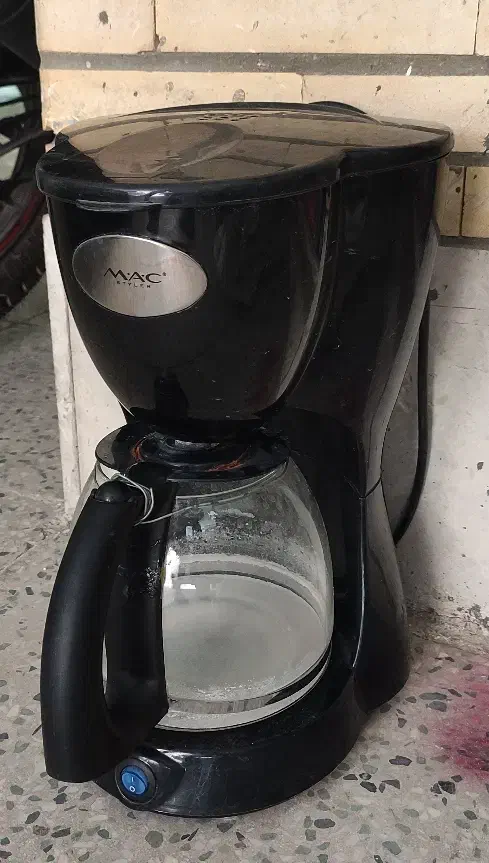 قهوه ساز مارک مک|قوری، کتری، قهوه‌ساز دستی|اصفهان, باغ دریاچه|دیوار