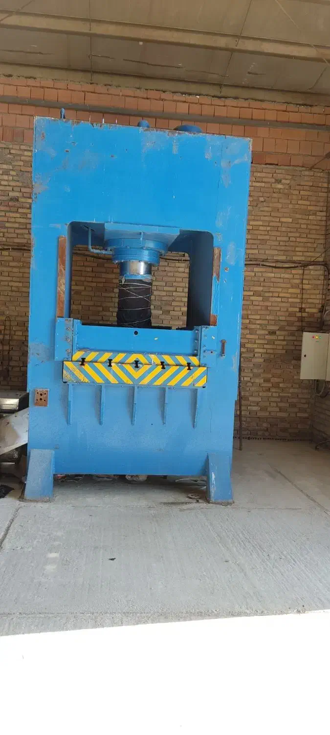 دستگاه پرس هیدرولیک کشش|ماشین‌آلات صنعتی|آزادشهر, |دیوار