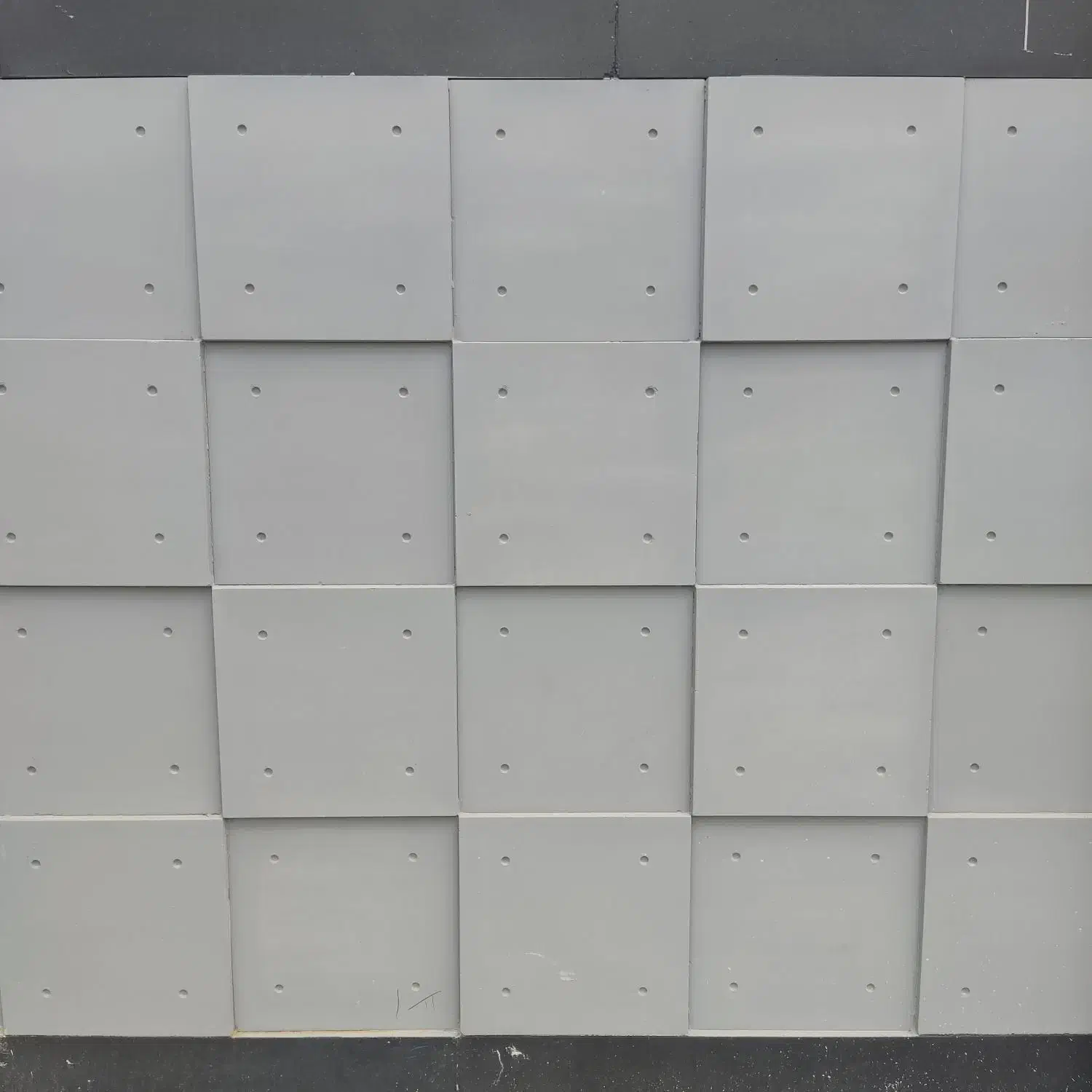 تولید بتن اکسپوز مدل چهار پانچ . چهار دکمه|مصالح و تجهیزات ساختمان|تهران, شهرک دانشگاه|دیوار