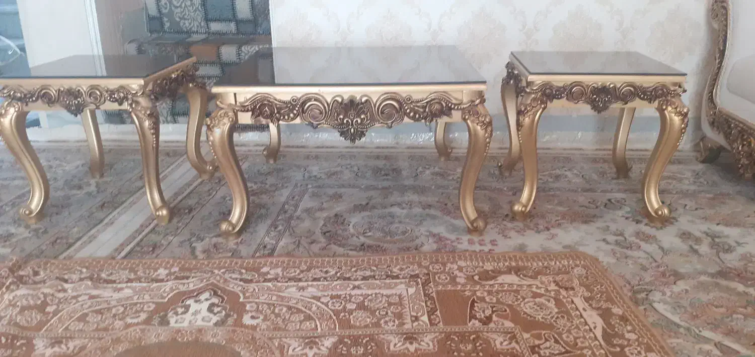 سلام یک دست مبل هفت نفره بایک‌میزجلو و دوعدد عسلی|مبلمان خانگی و میز عسلی|یزد, |دیوار