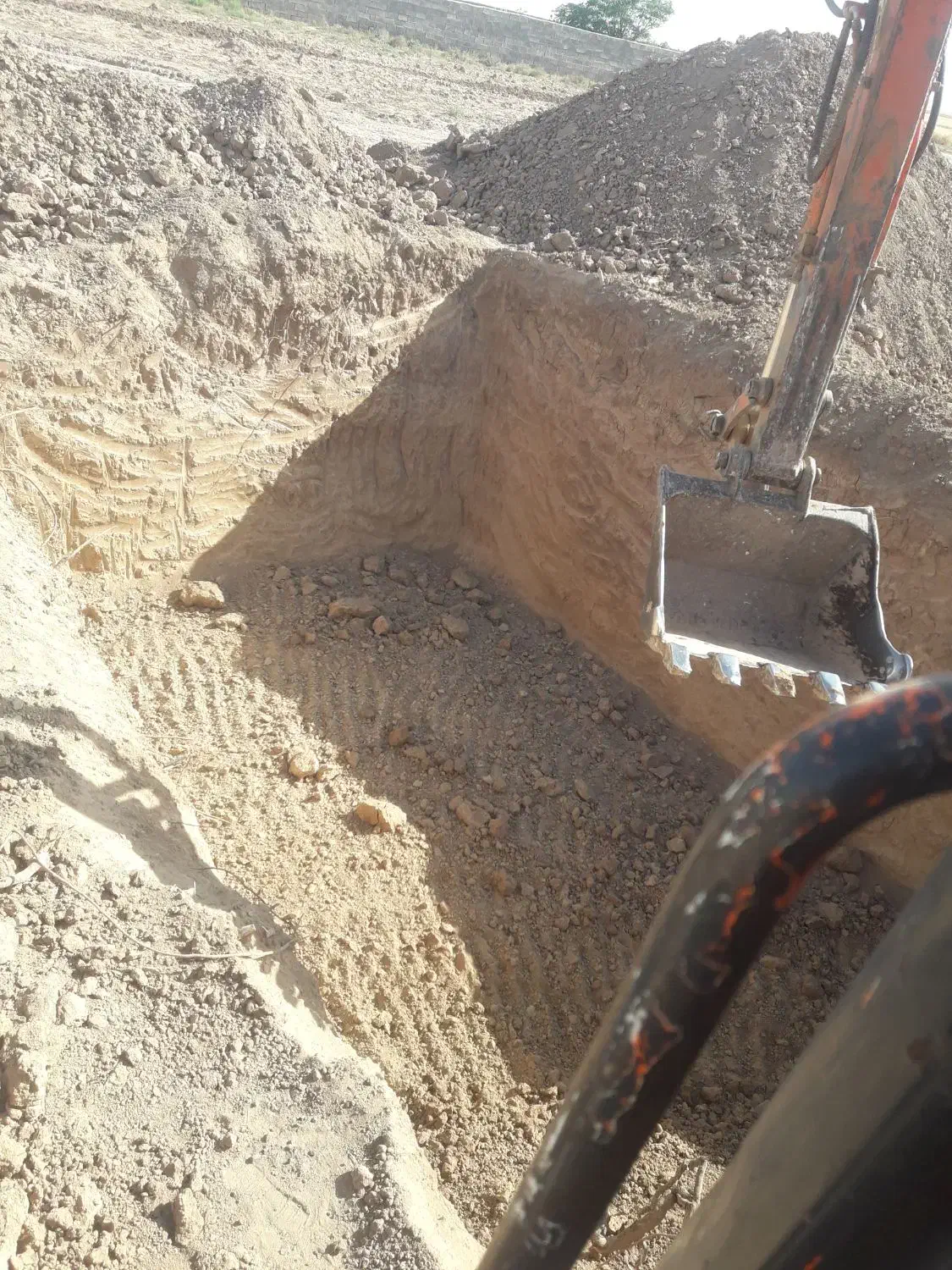 خدمات مینی بیل|خدمات پیشه و مهارت|اسفراین, |دیوار