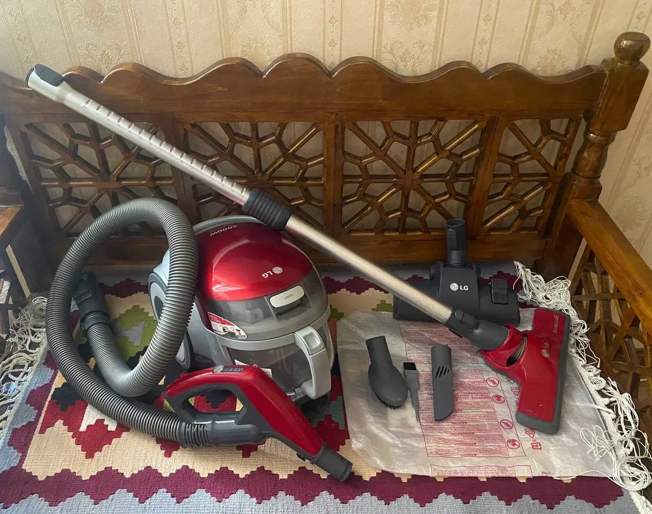 جارو برقی ال جی بدون کیسه|جاروبرقی، جارو شارژی، بخارشو|تهران, کوثر|دیوار