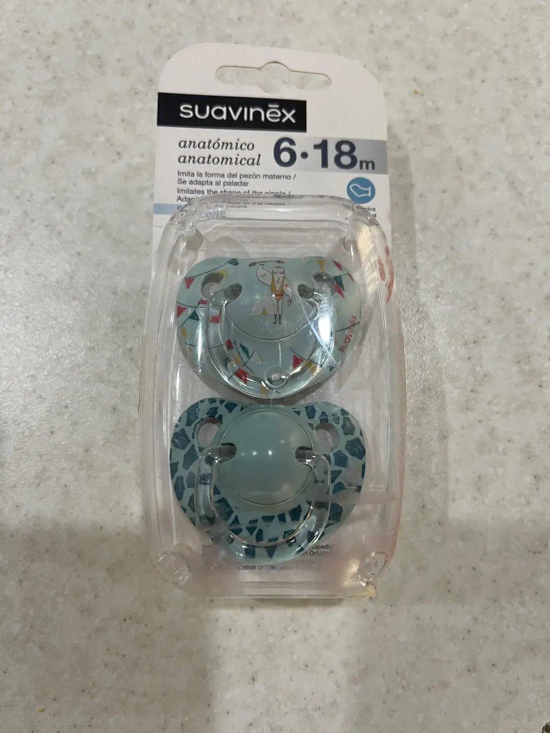 پستونک سواوینکس و شیشه شیر چیکو|اسباب و اثاث بچه|تهران, سازمان برنامه شمالی|دیوار