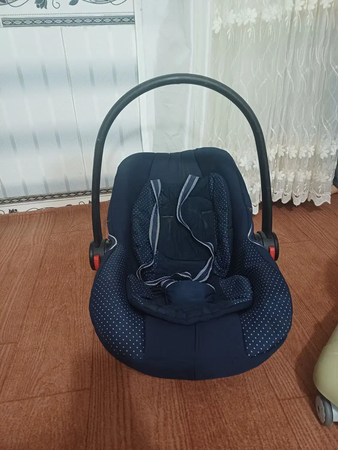 کریر|کالسکه و لوازم جانبی|گالیکش, |دیوار