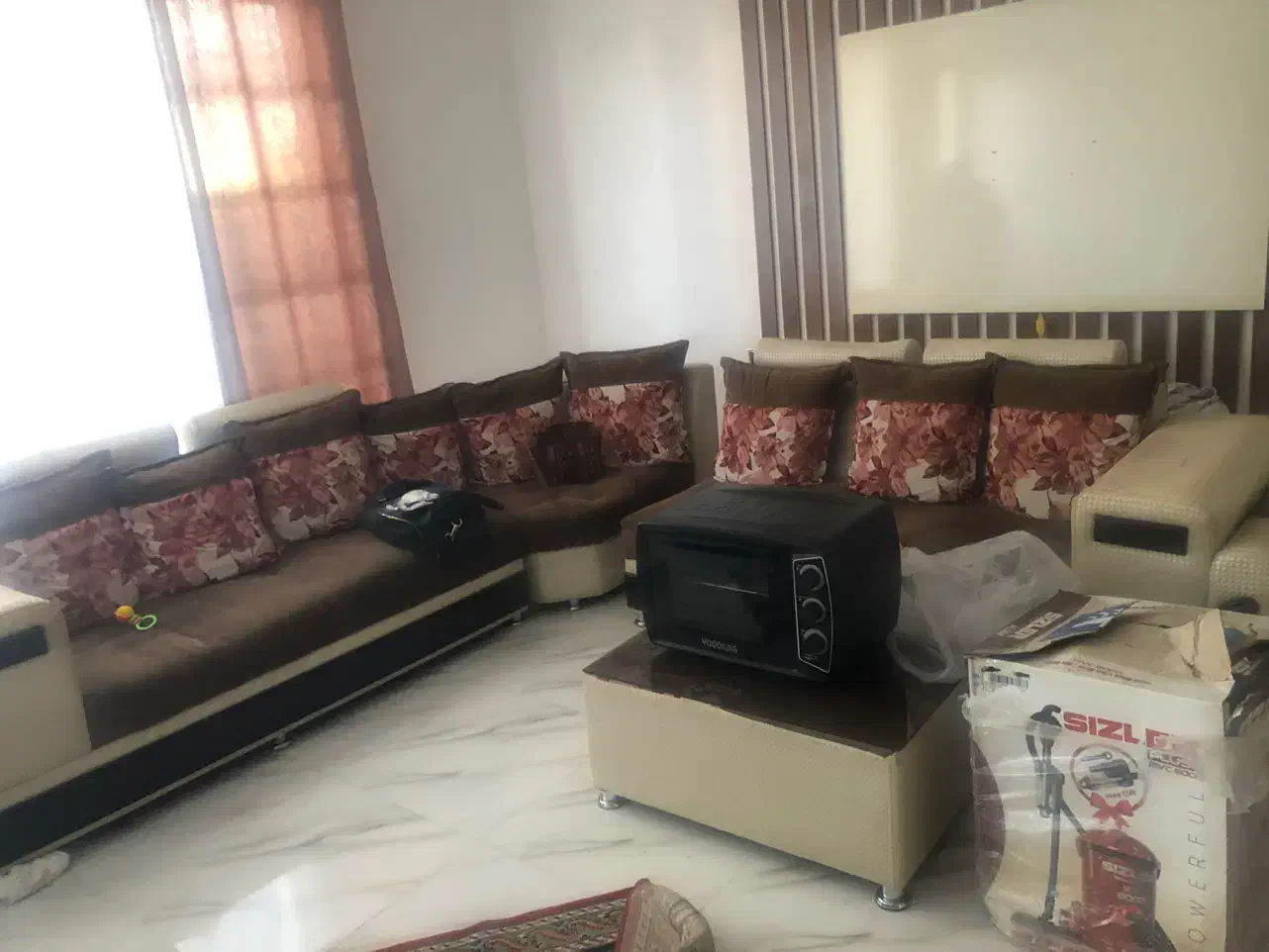 فروش فوری|مبلمان خانگی و میز عسلی|شیراز, قلات|دیوار