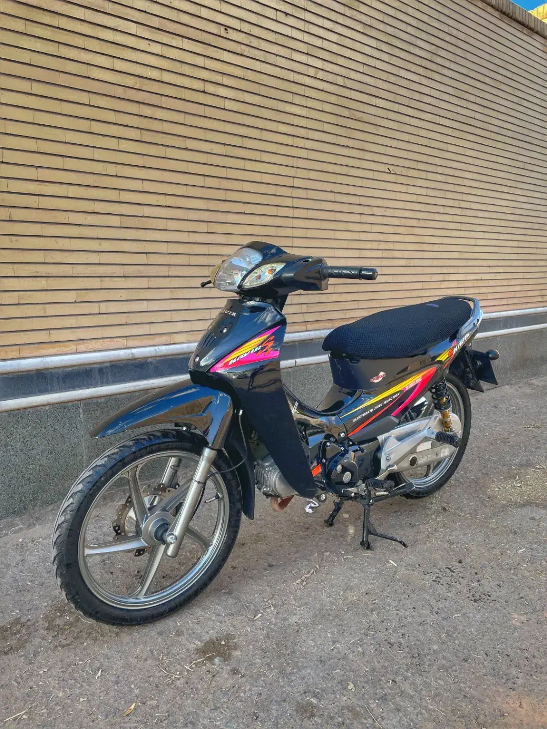 کویر رادیسون 125|موتورسیکلت|زرند, |دیوار