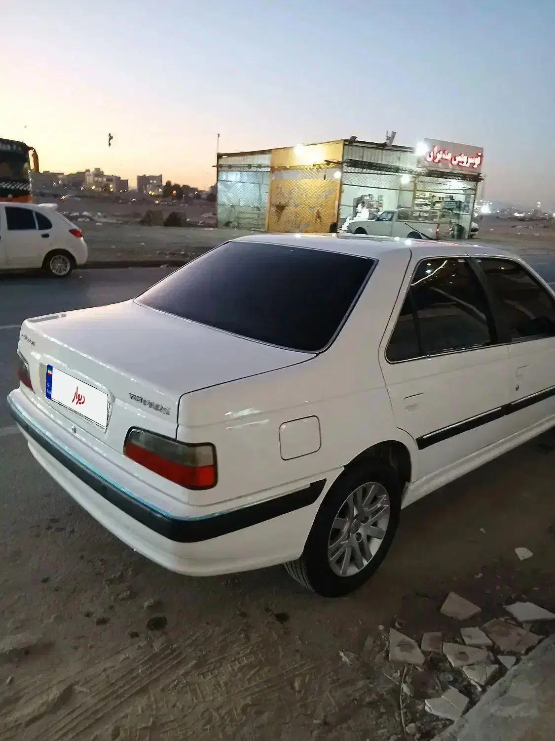 پارس مدل 1401 دریچه گاز سیمی|خودرو سواری و وانت|زاهدان, |دیوار