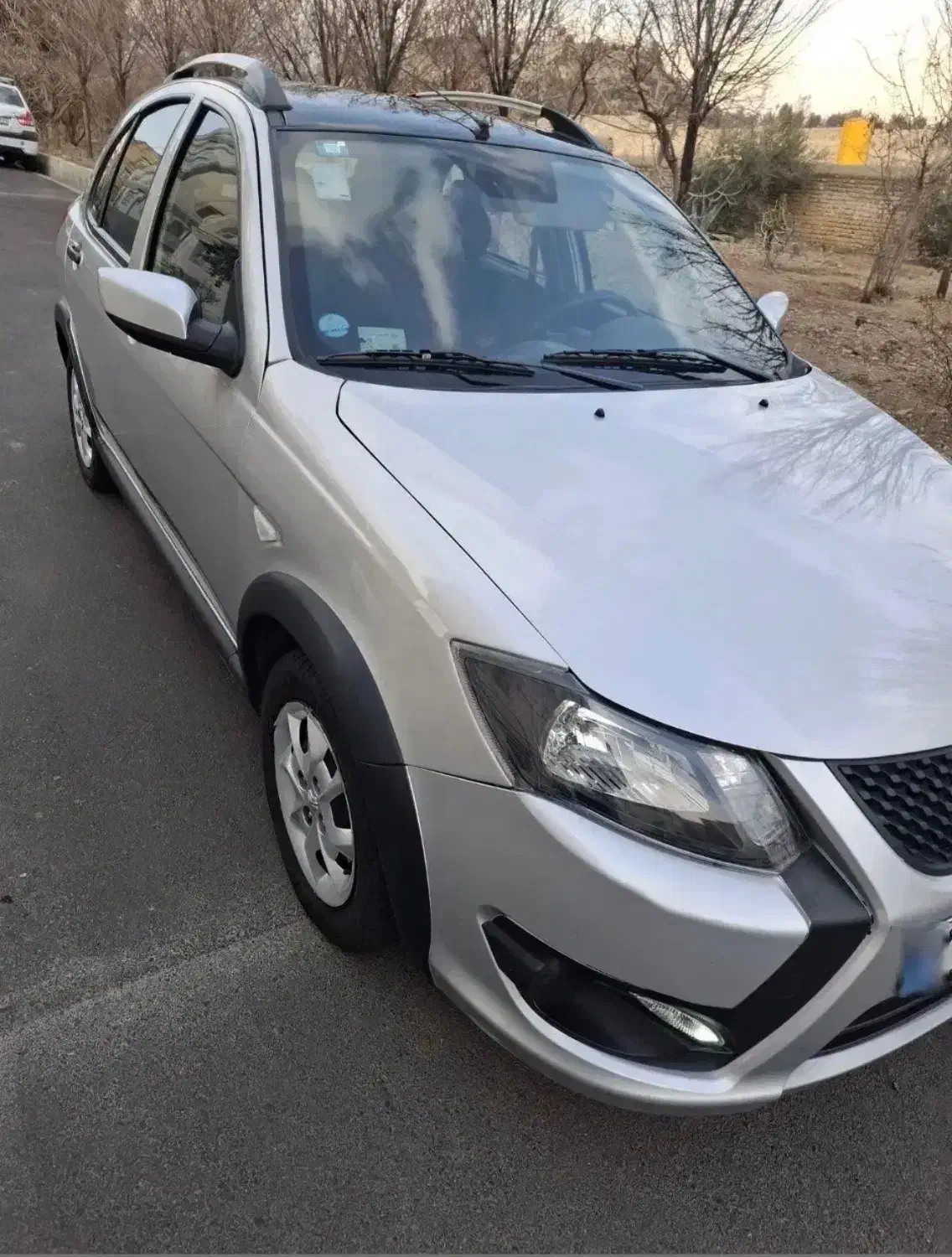 کوئیک r رنگ نقره ای|خودرو سواری و وانت|بندرعباس, |دیوار