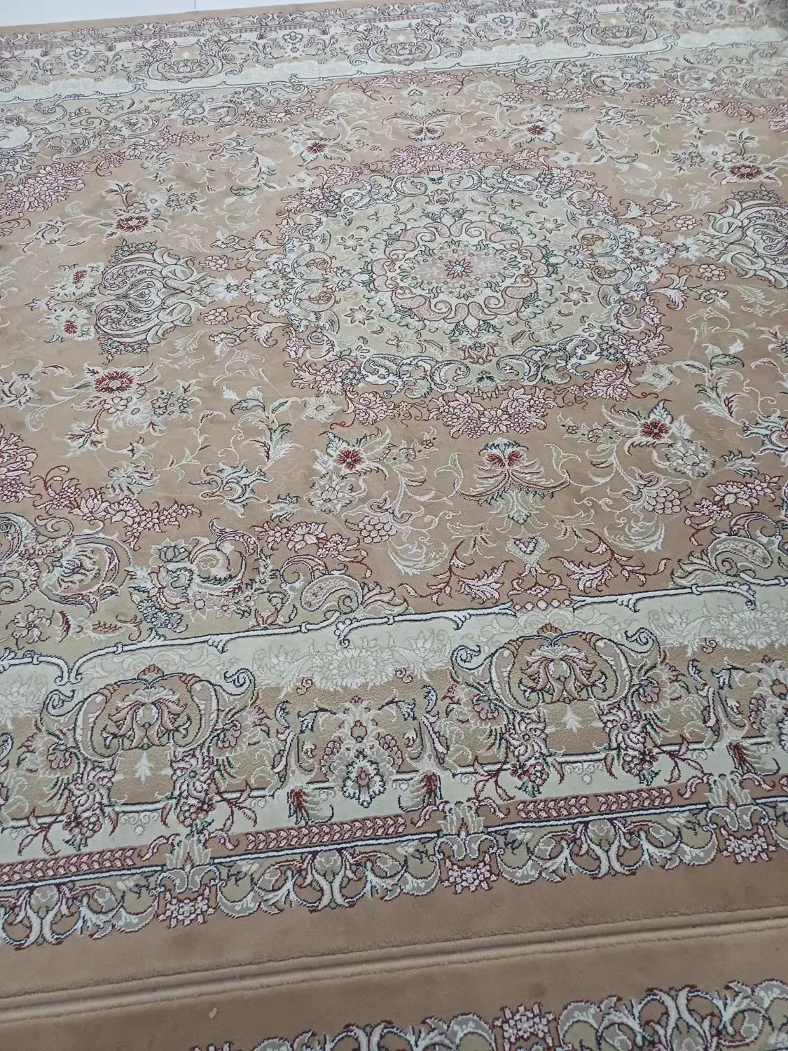 فرش 9 متری 700شانه|فرش|مشهد, کارمندان دوم|دیوار