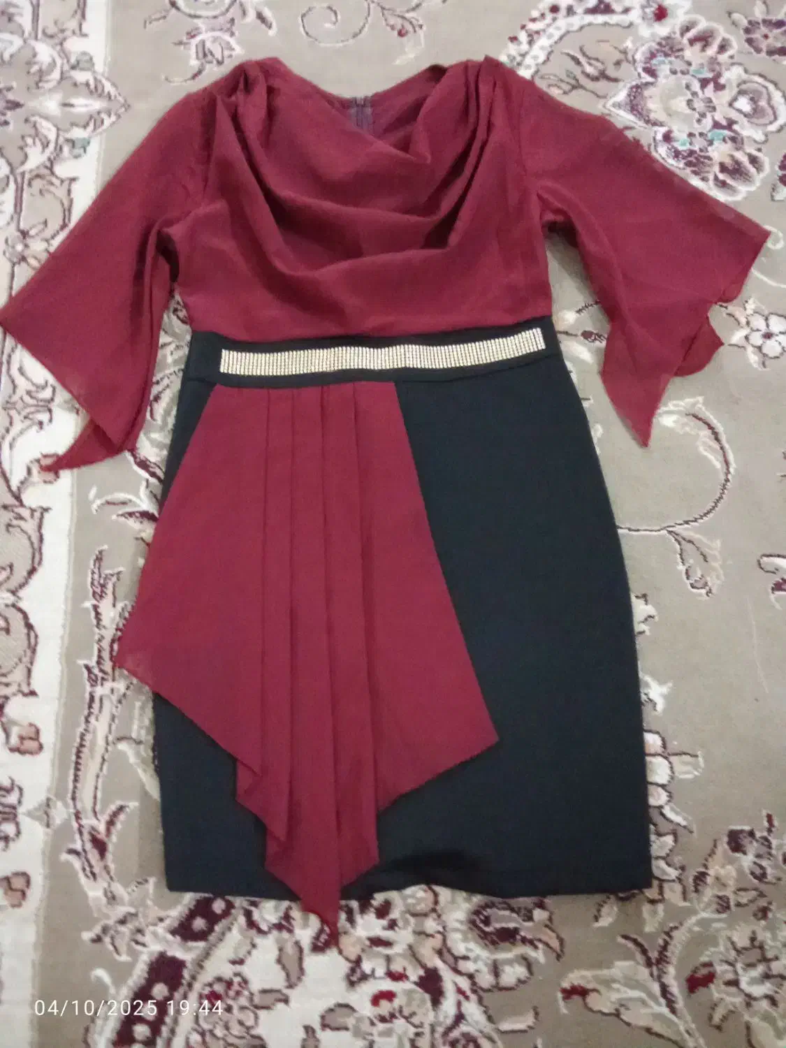 لباس مجلسی|لباس|تربت‌حیدریه, کوی شهید احمدزاده ملکی|دیوار