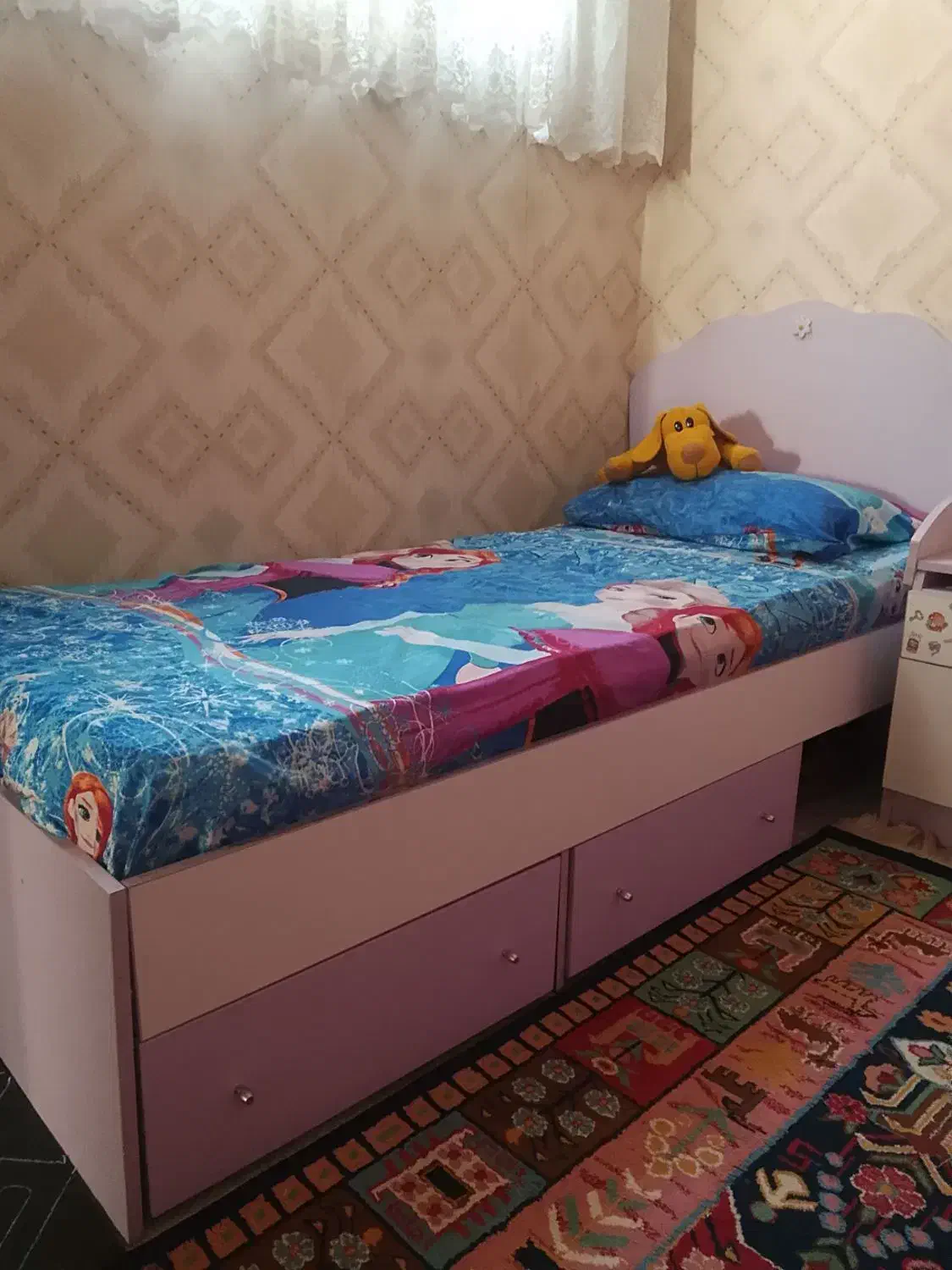 تختخواب نوجوان دخترانه|تخت و سرویس خواب|ری, شهید غیوری (ابن باویه)|دیوار