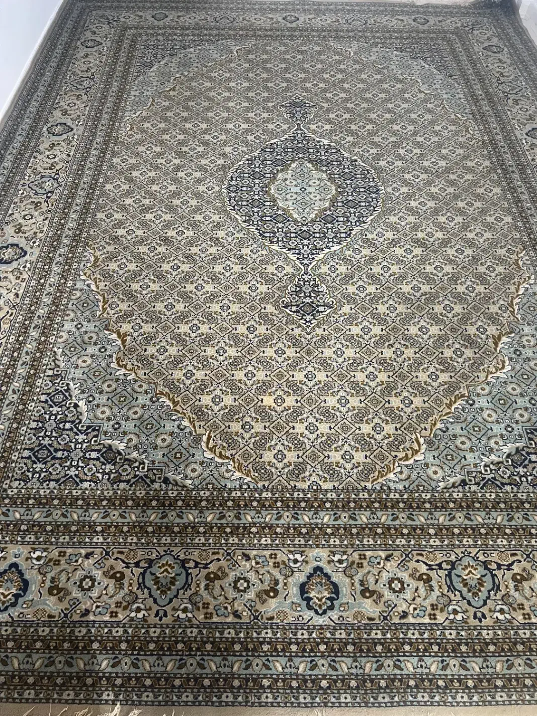 فرش ۱۲ متری|فرش|چالوس, |دیوار