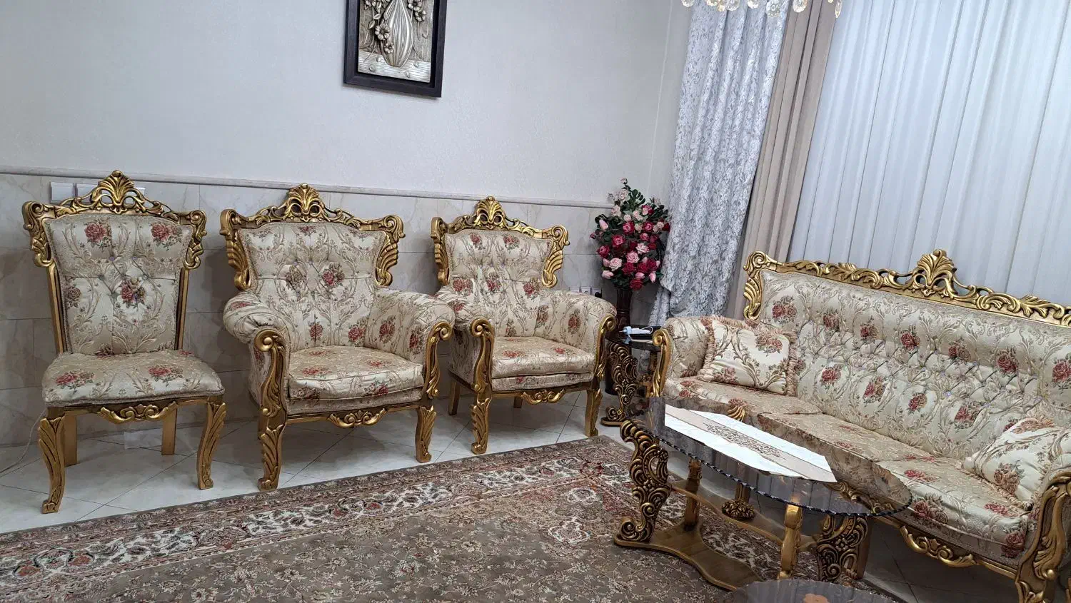 مبل سلطنتی ۹ نفره|مبلمان خانگی و میز عسلی|گلستان (تهران), |دیوار