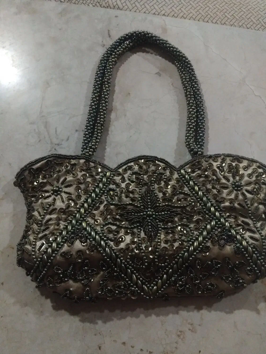 کیف مجلسی|کیف، کفش، کمربند|طبس, |دیوار